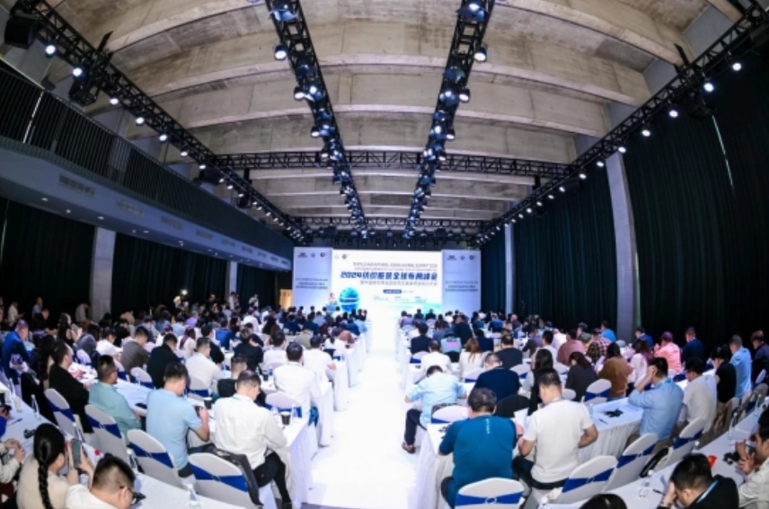 一塊“料”到一件“衣”到一條“鏈”“時尚之花”在昆山花橋綻放